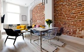 Elegant 2Br, Amazing Old Town Views, Plac Solny Walk To Rynek! Amenities